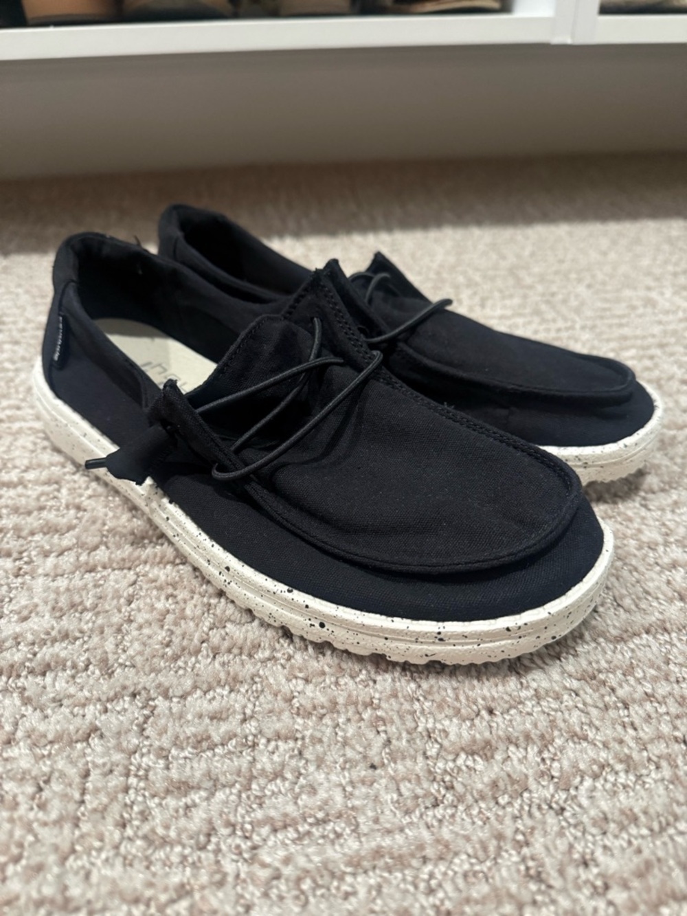 NEW HEYDUDE Wendy slip-ons